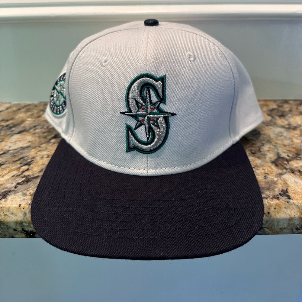 Pro Standard Seattle Mariners Hat